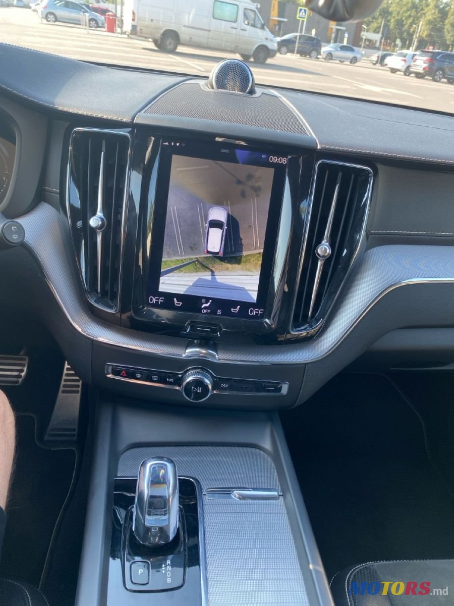 2018' Volvo XC60 photo #5