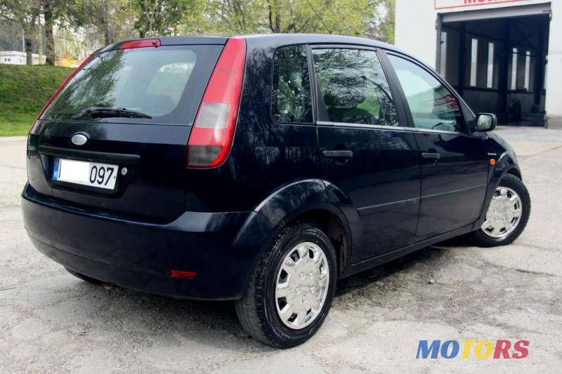 2006' Ford Fiesta photo #2