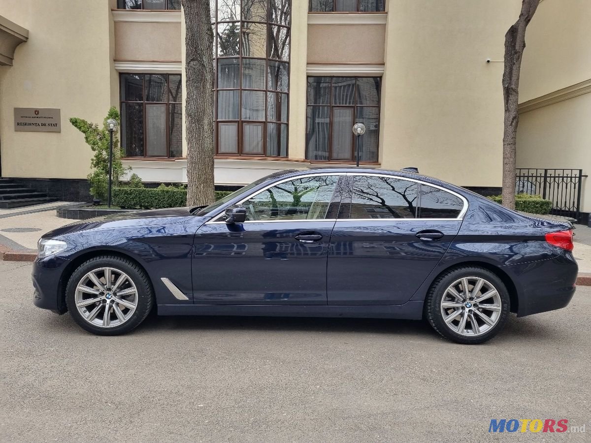 2019' BMW 5 Series photo #3