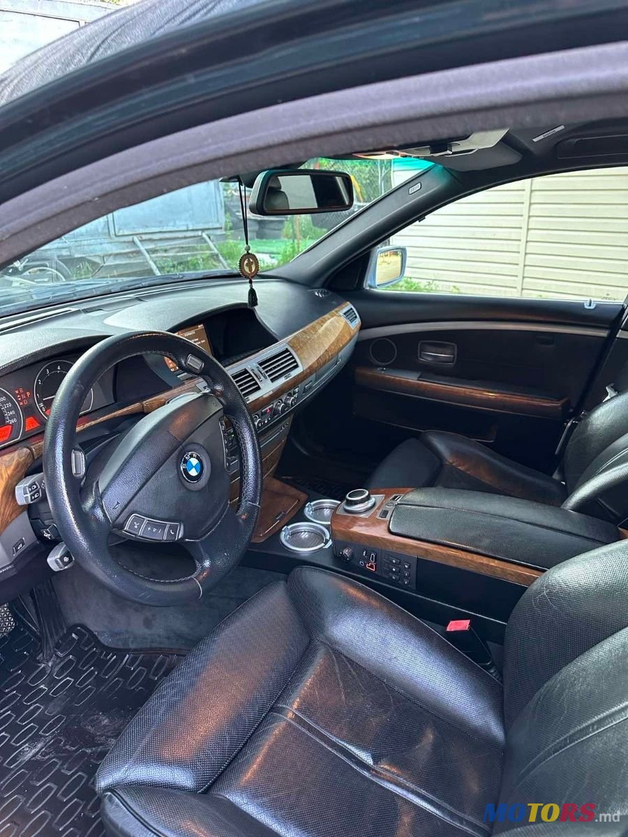 2004' BMW 7 Series photo #6