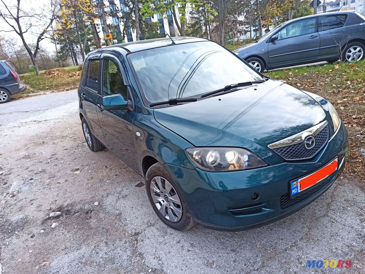 2007' Mazda 2 photo #5