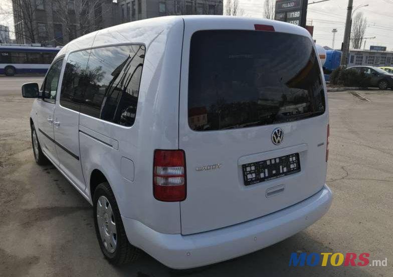 2013' Volkswagen Caddy photo #1