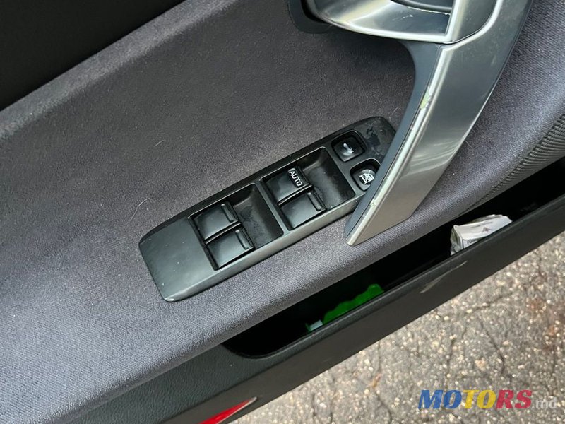 2005' Nissan Primera photo #5