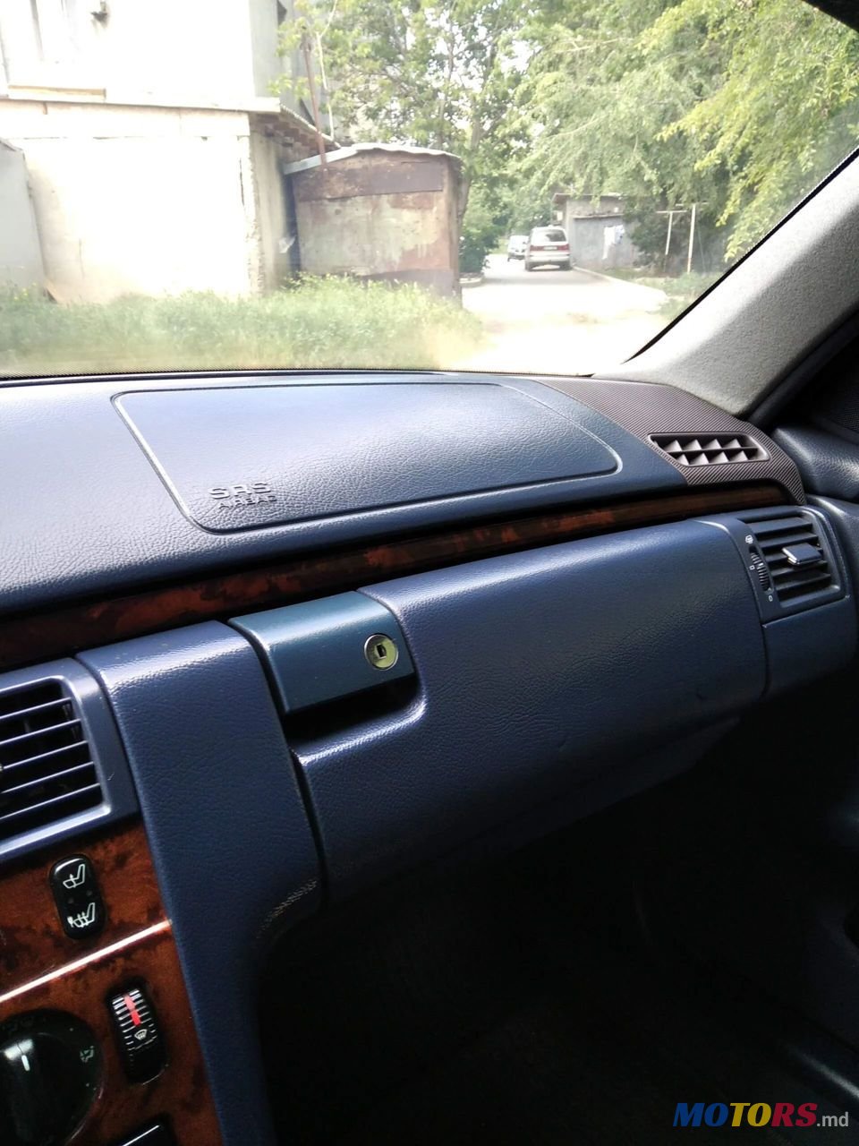 2001' Mercedes-Benz E-Class photo #4