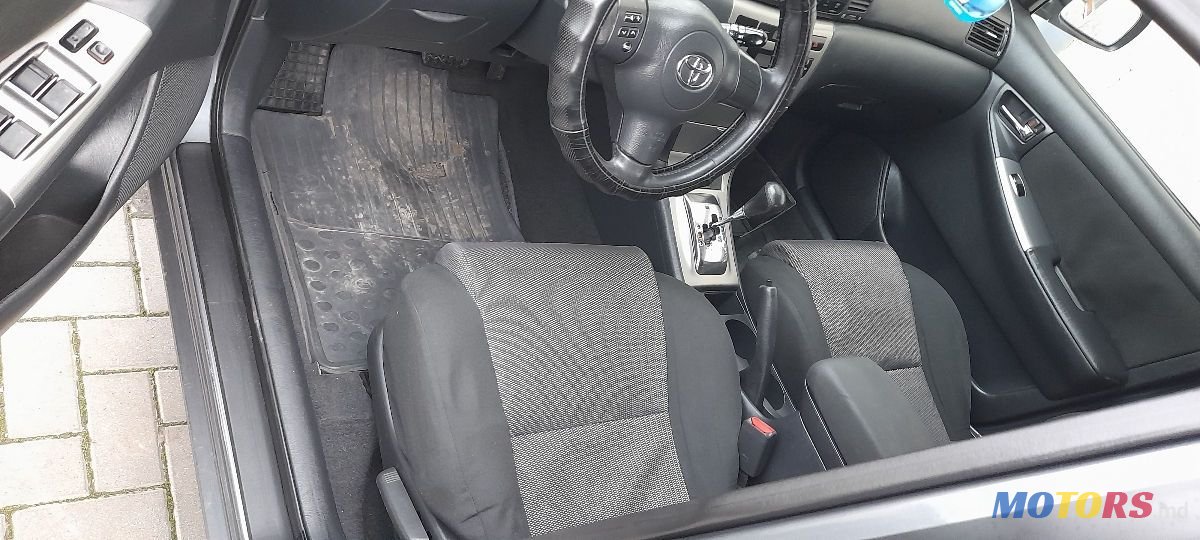 2006' Toyota Corolla photo #5