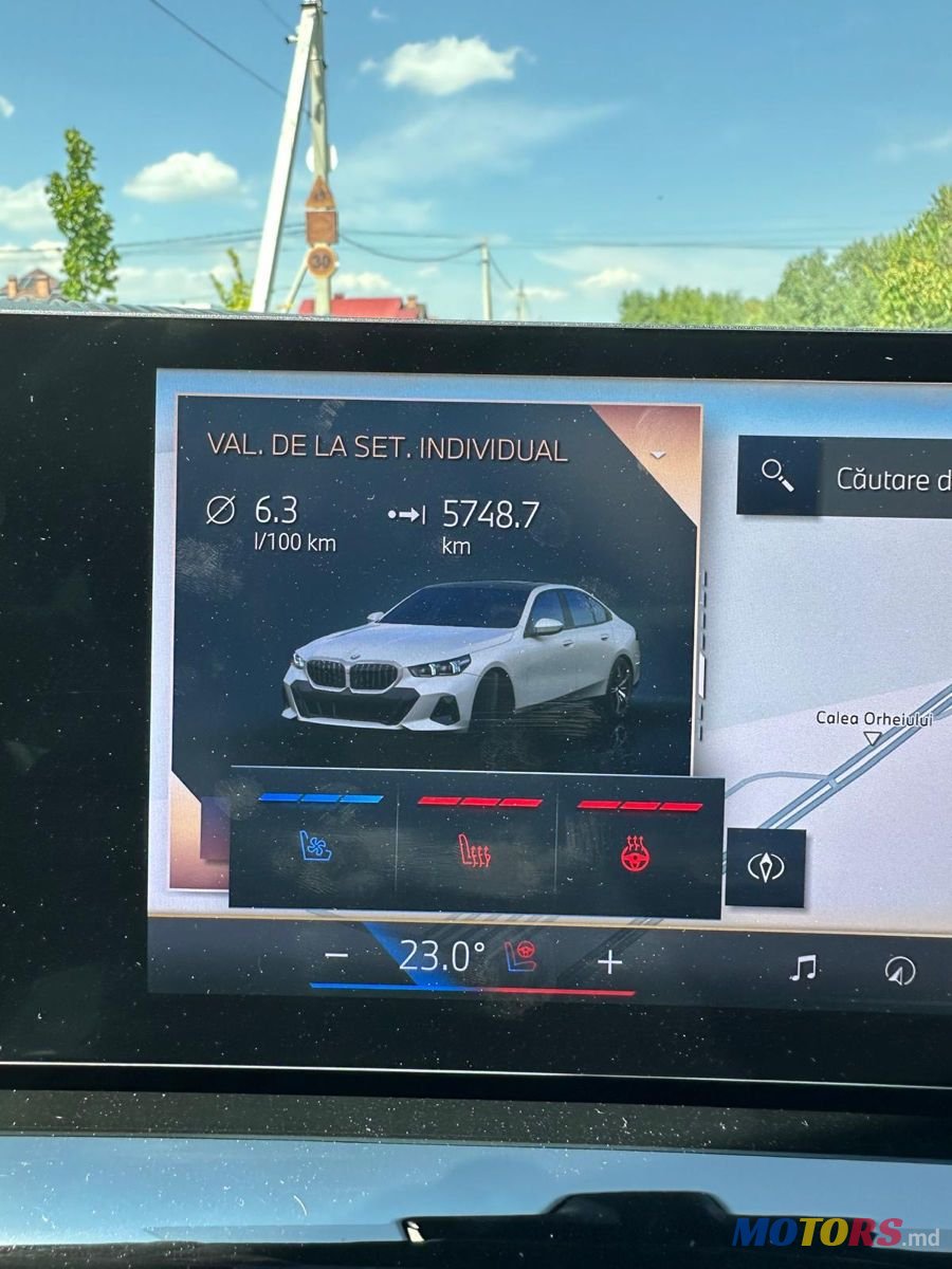 2023' BMW 5 Series photo #6