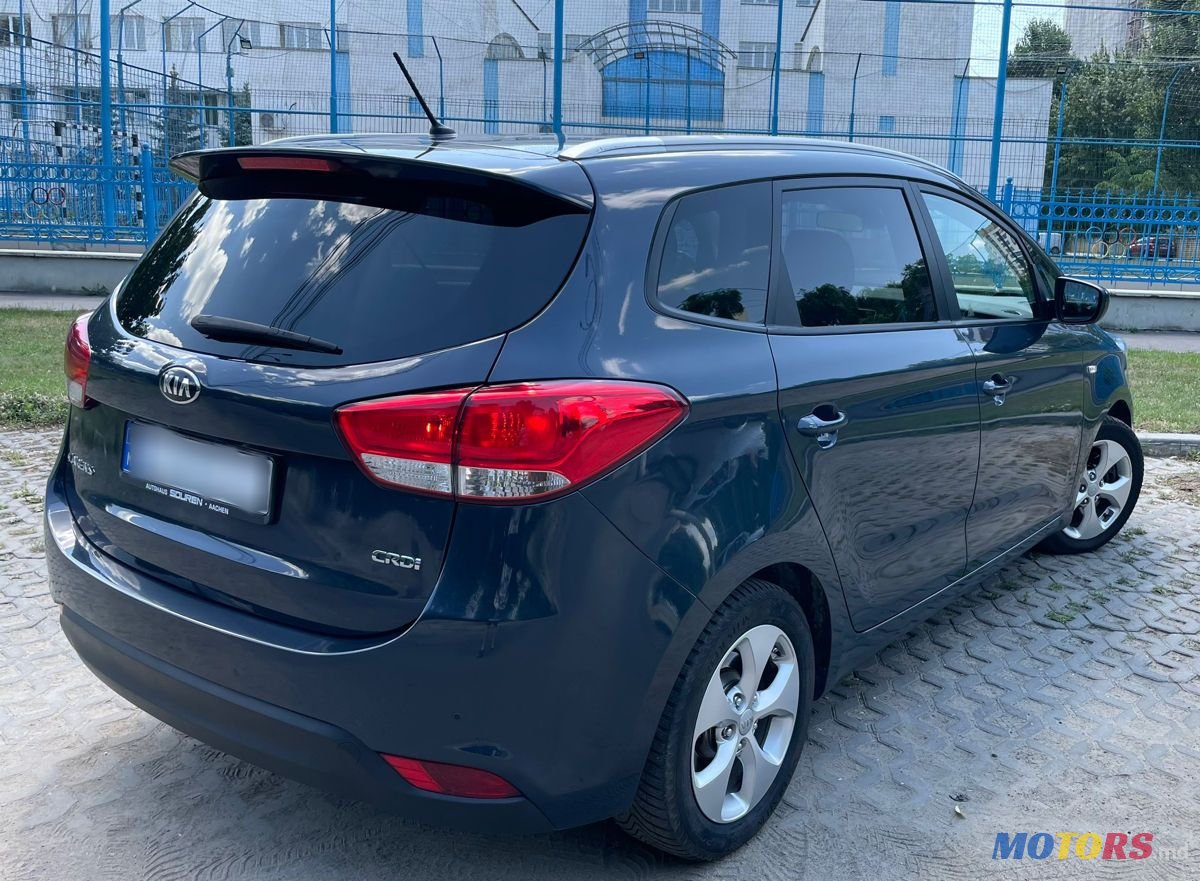 2014' Kia Carens photo #3