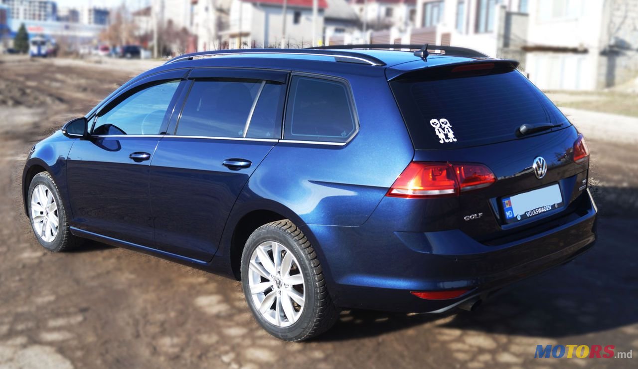 2014' Volkswagen Golf photo #2