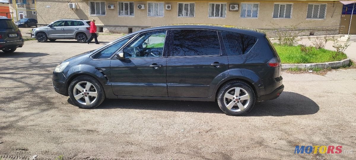 2007' Ford S-Max photo #3