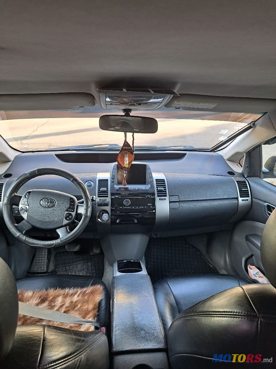2007' Toyota Prius photo #6