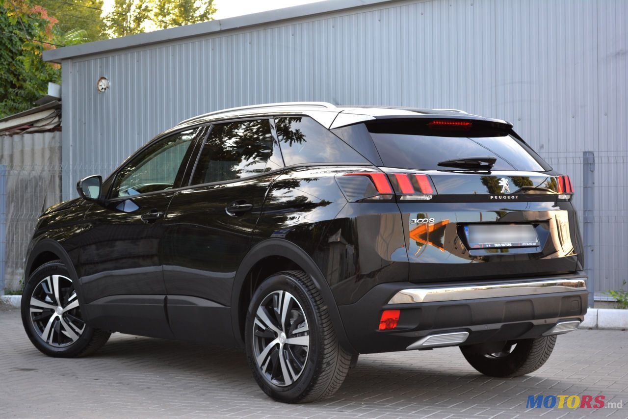 2018' Peugeot 3008 photo #2