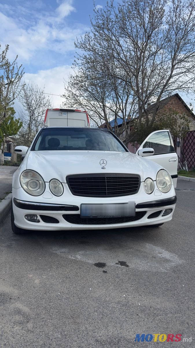 2003' Mercedes-Benz E-Class photo #1