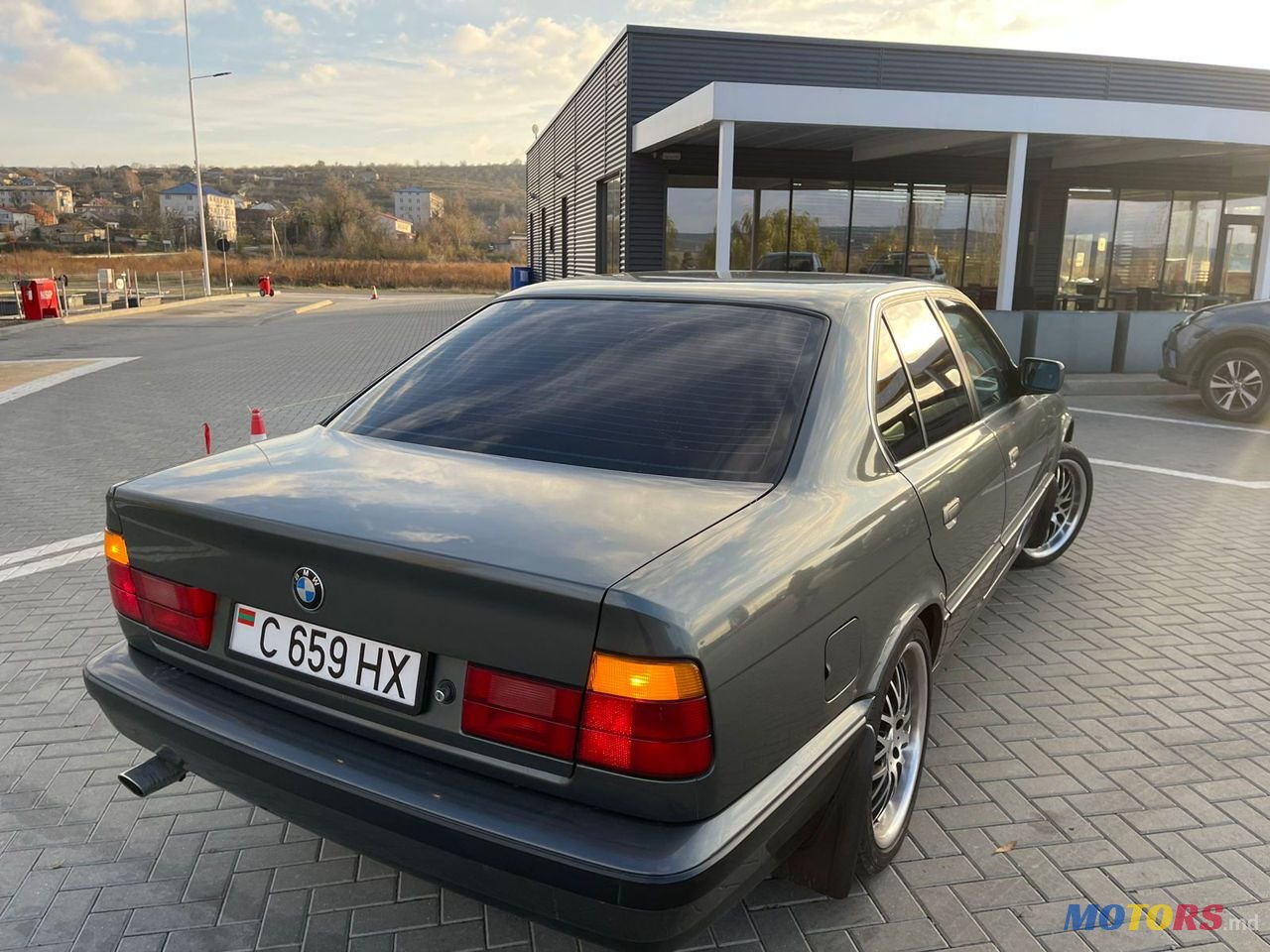 1989' BMW 5 Series photo #5
