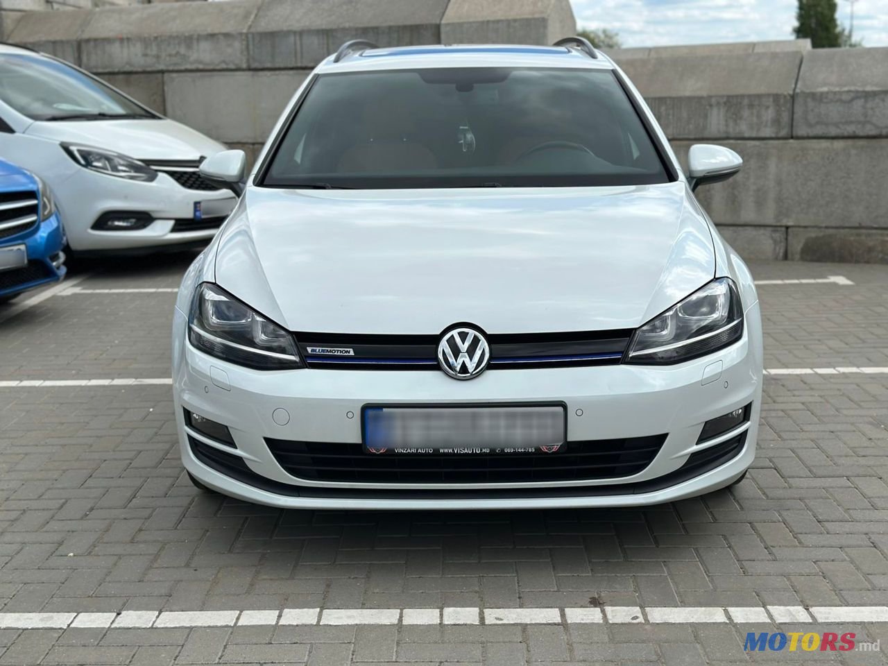 2016' Volkswagen Golf photo #3