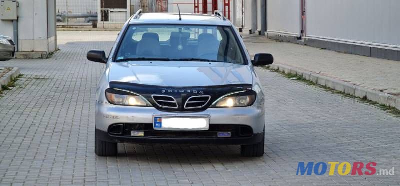 2001' Nissan Primera photo #1