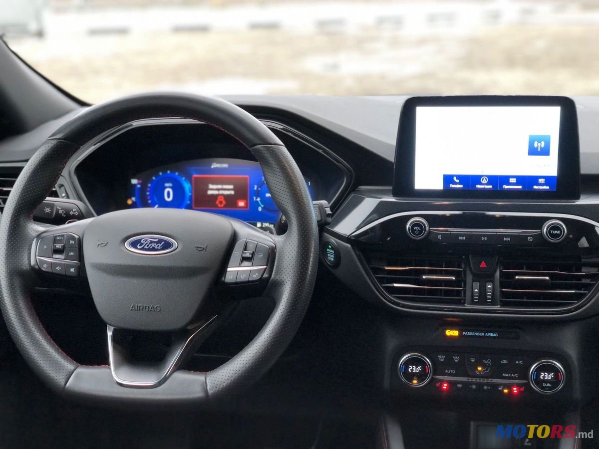 2021' Ford Kuga photo #6