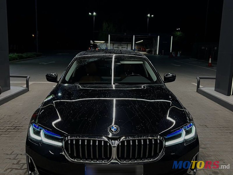 2021' BMW 5 Series photo #1