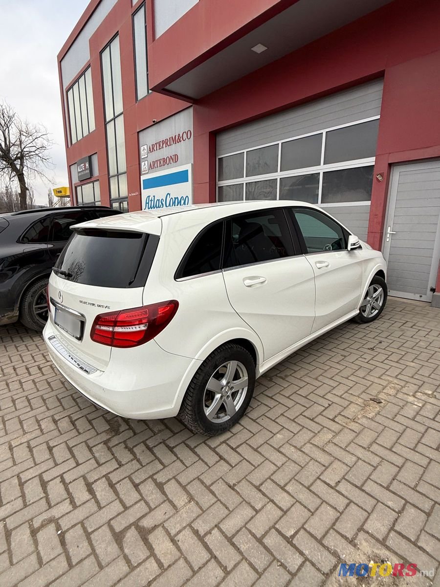 2014' Mercedes-Benz B-Class photo #4