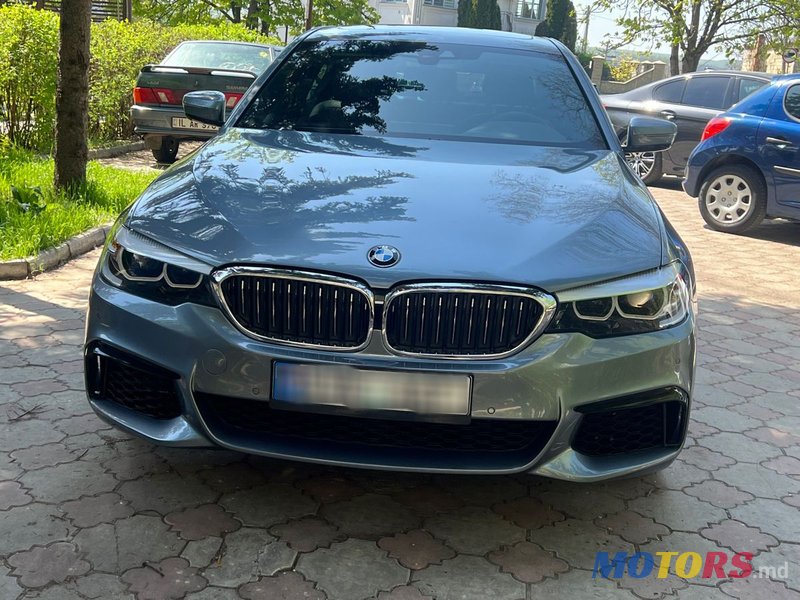 2018' BMW 5 Series photo #1