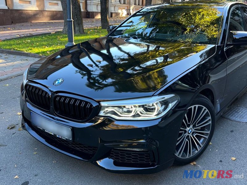 2017' BMW 5 Series photo #2