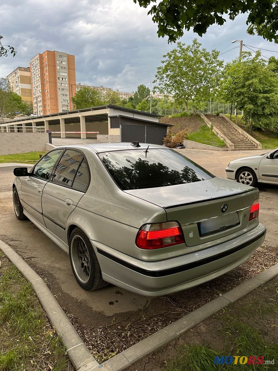 2001' BMW 5 Series photo #4