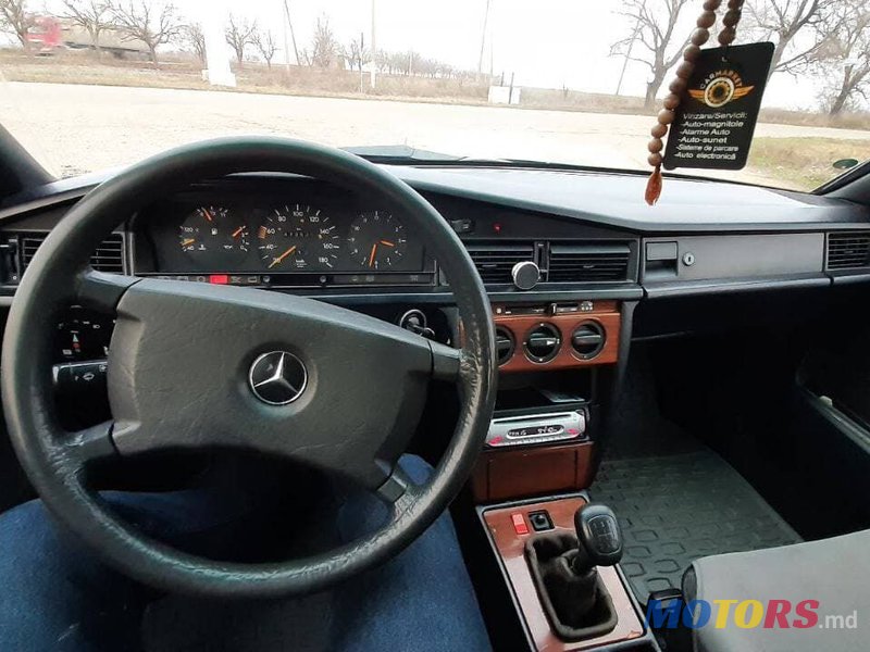 1990' Mercedes-Benz 190 photo #2