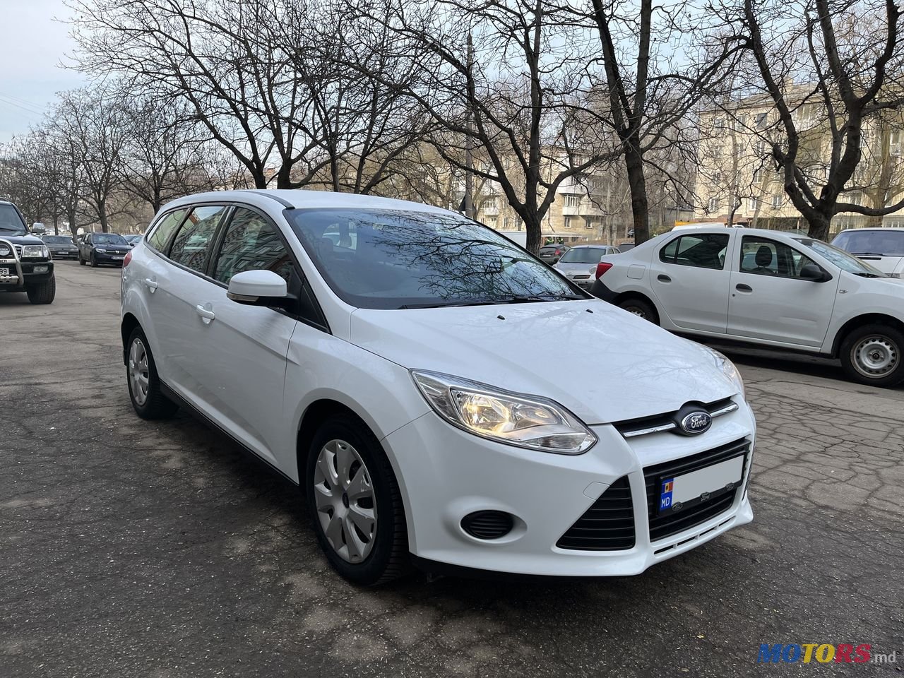 2013' Ford Focus photo #2