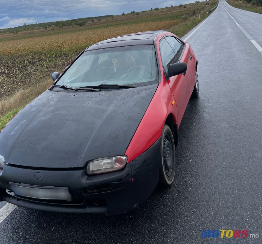 1996' Mazda 323 photo #1