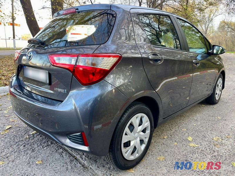 2019' Toyota Yaris photo #3