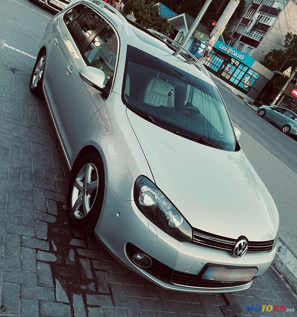 2009' Volkswagen Golf photo #1