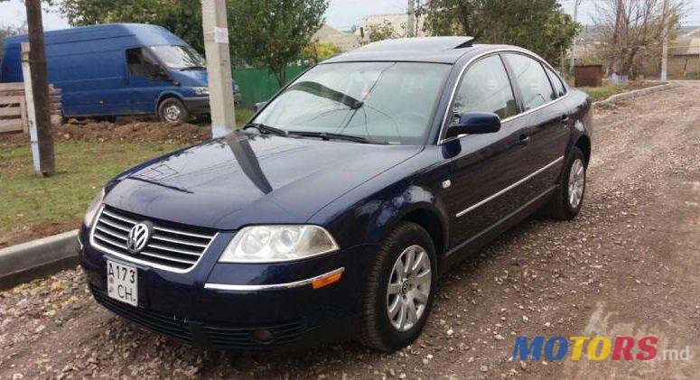 2003' Volkswagen Passat photo #2