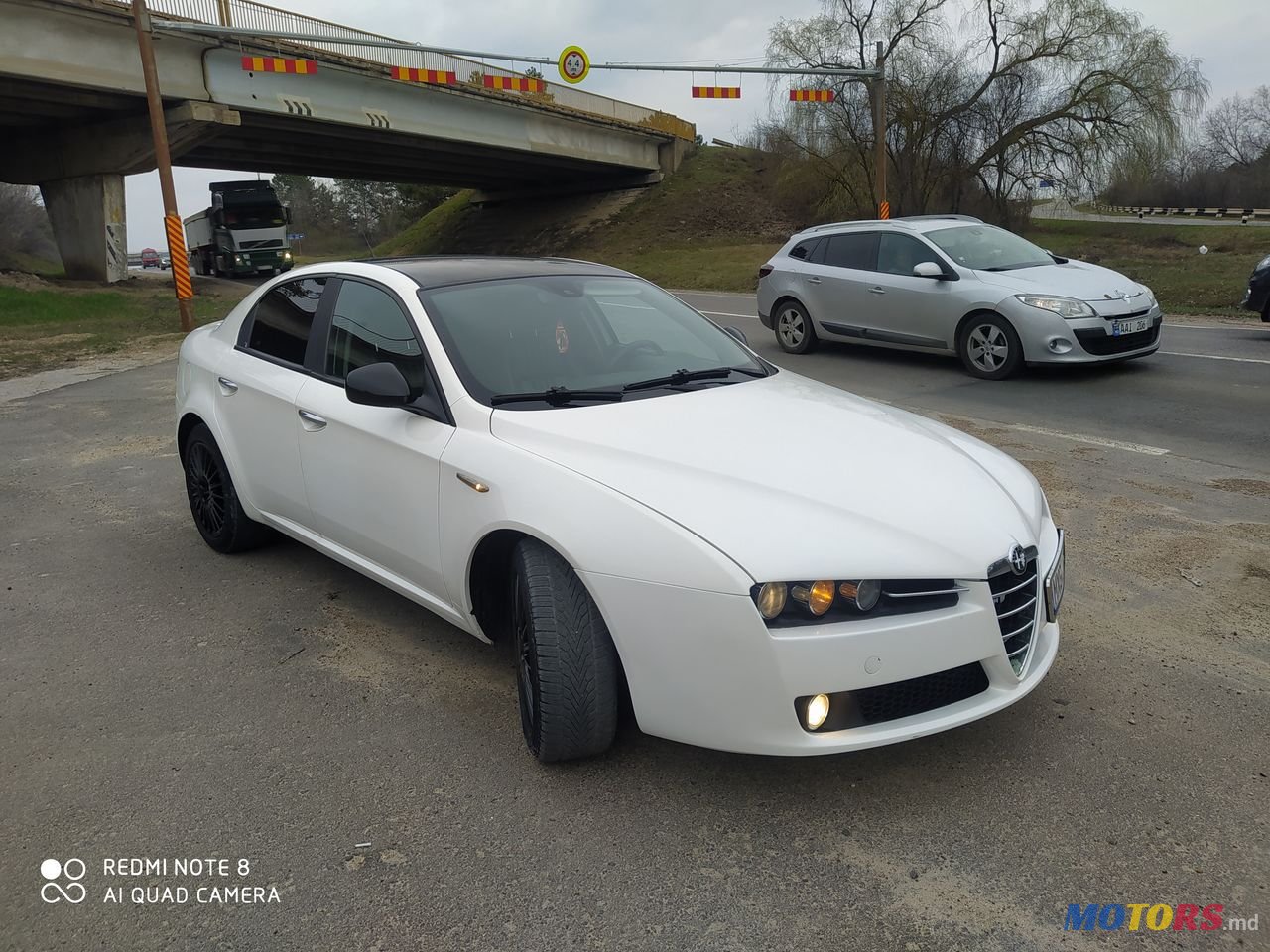 2007' Alfa Romeo 159 photo #3