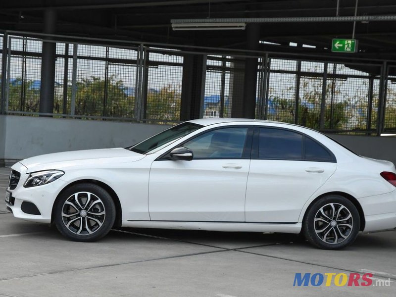 2016' Mercedes-Benz C-Class photo #2