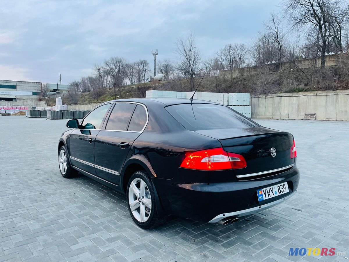 2009' Skoda Superb photo #4