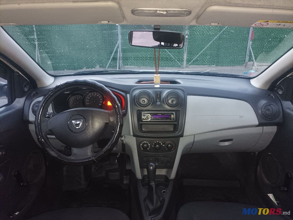 2014' Dacia Logan photo #2