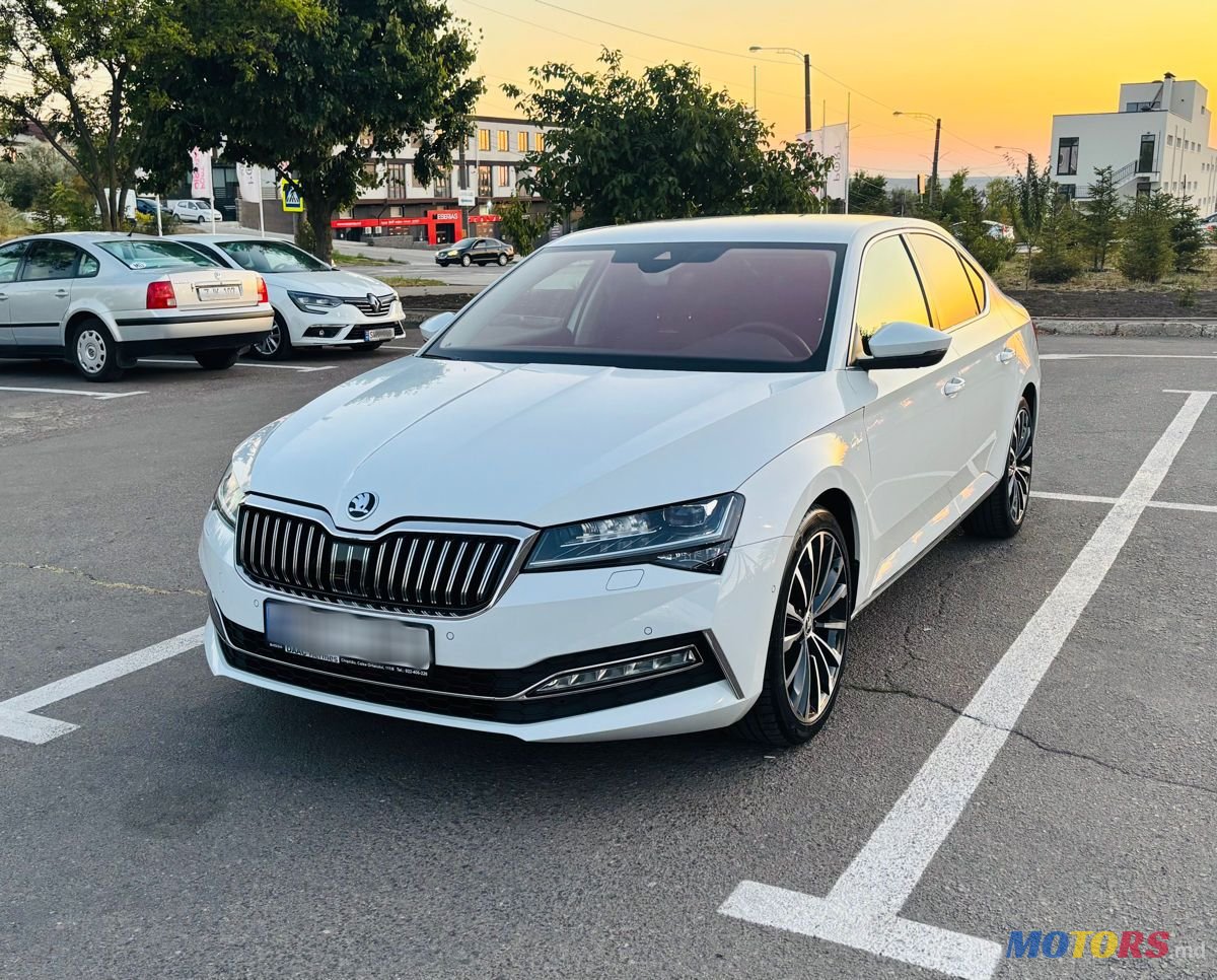 2021' Skoda Superb photo #2
