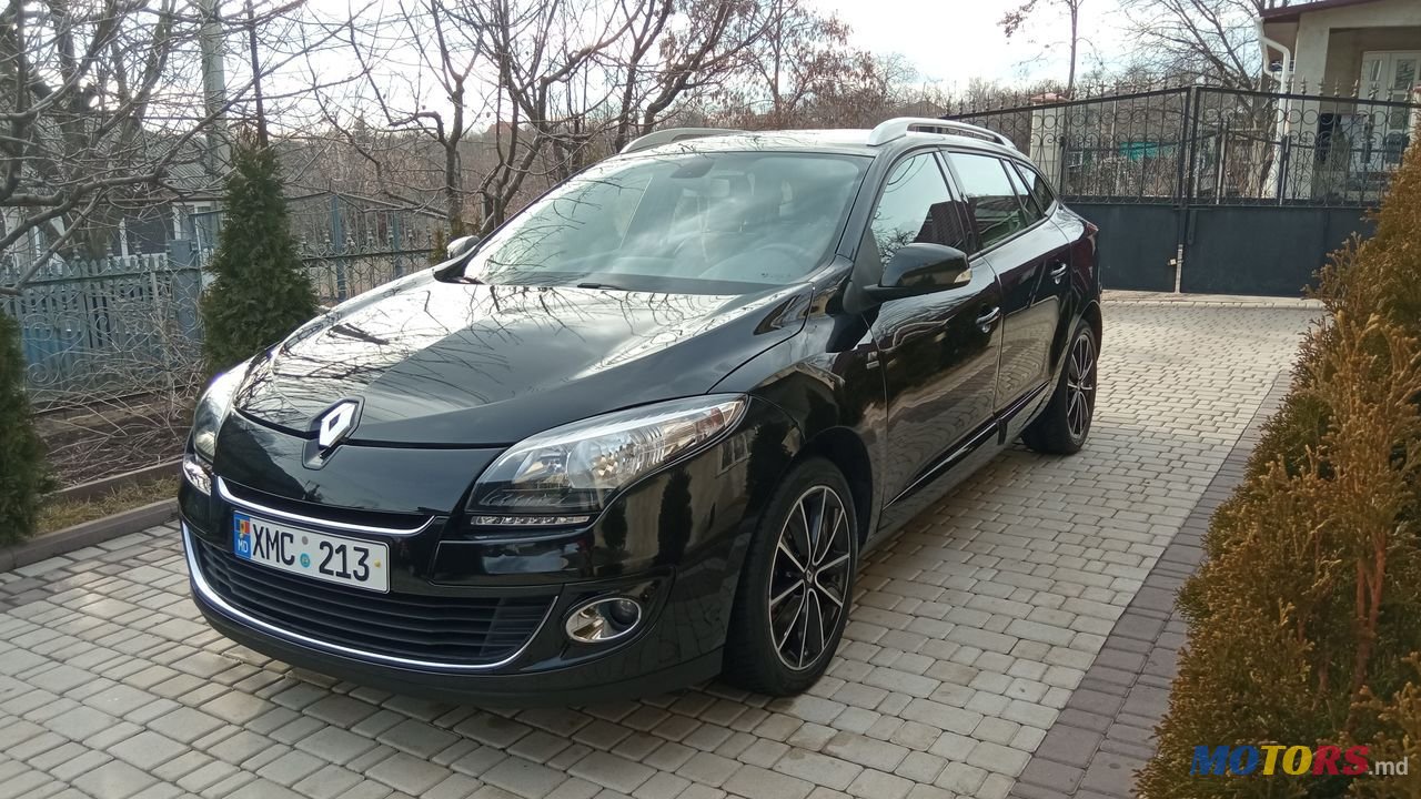 2012' Renault Megane photo #1