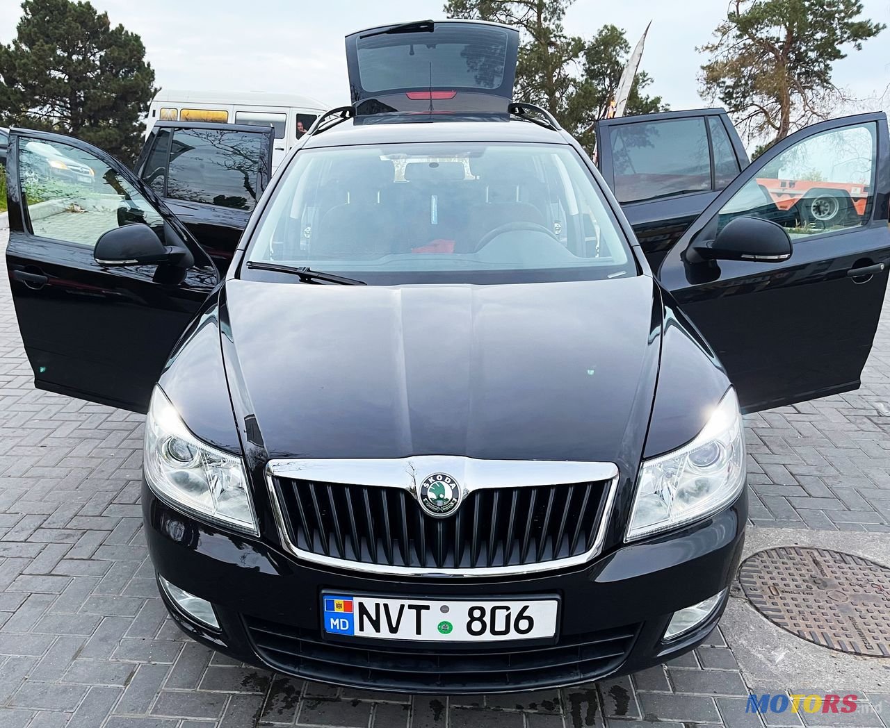 2012' Skoda Octavia photo #3