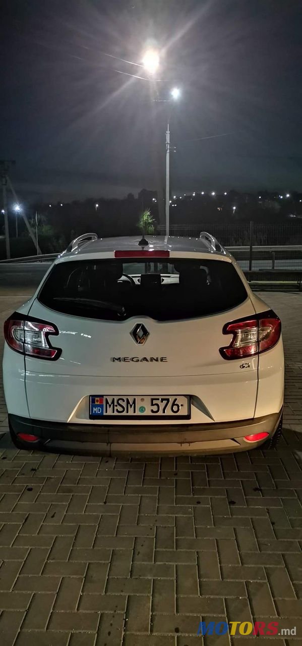 2013' Renault Megane photo #3