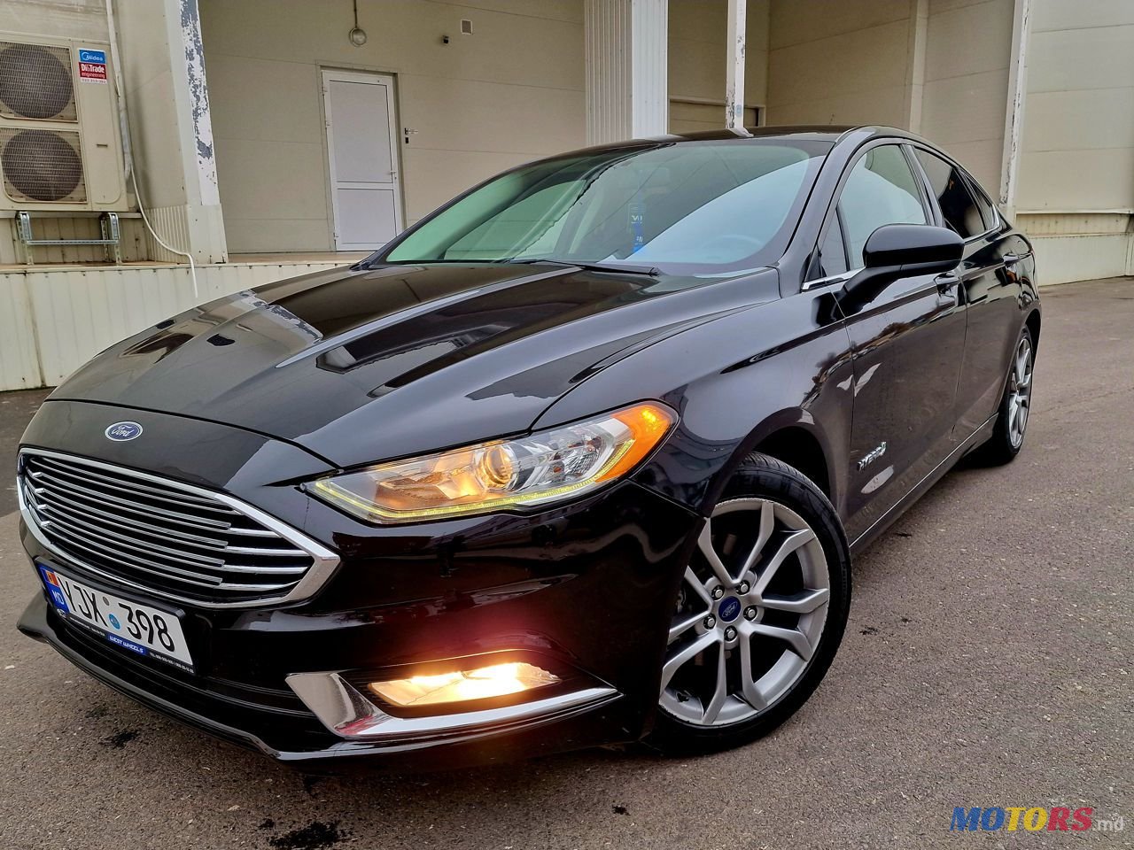 2017' Ford Fusion photo #2