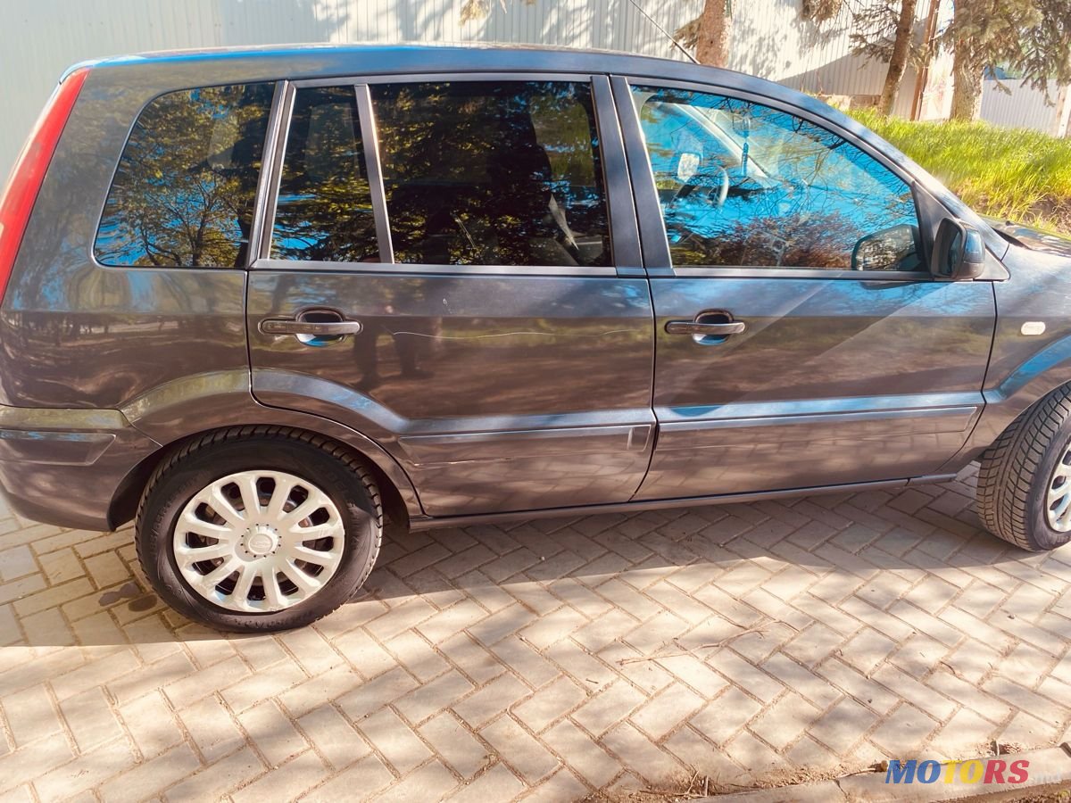 2010' Ford Fusion photo #6