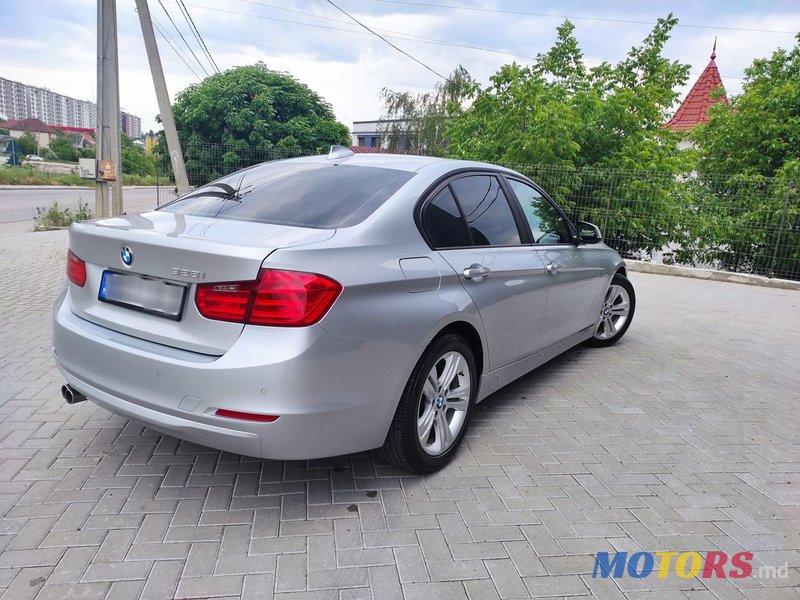 2015' BMW 3 Series photo #5