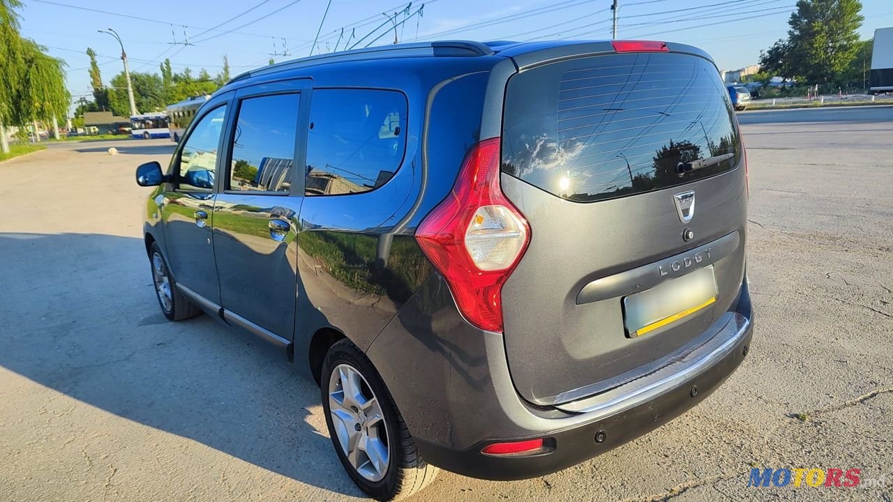 2015' Dacia Lodgy photo #5