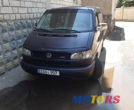 2000' Volkswagen Transporter photo #1