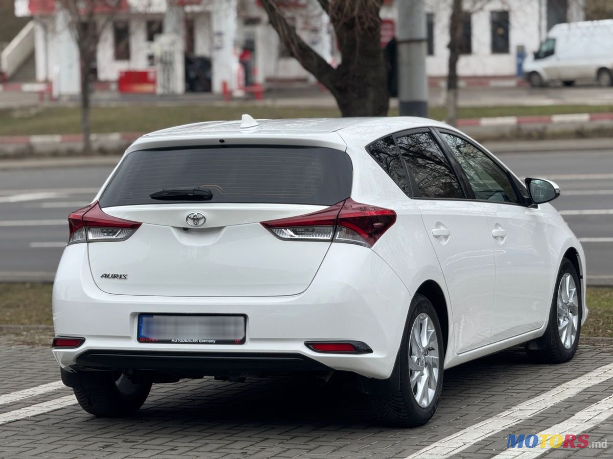 2018' Toyota Auris photo #3