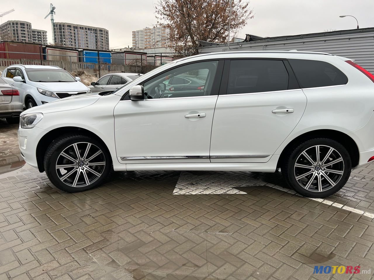 2017' Volvo XC60 photo #5