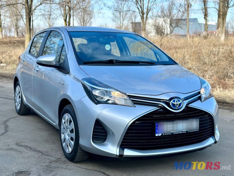 2015' Toyota Yaris photo #1