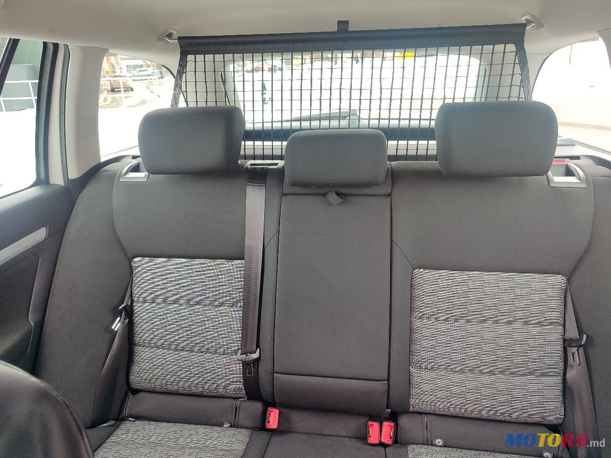 2011' Skoda Octavia photo #6