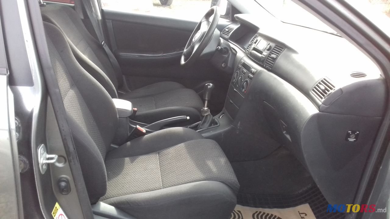 2005' Toyota Corolla photo #6