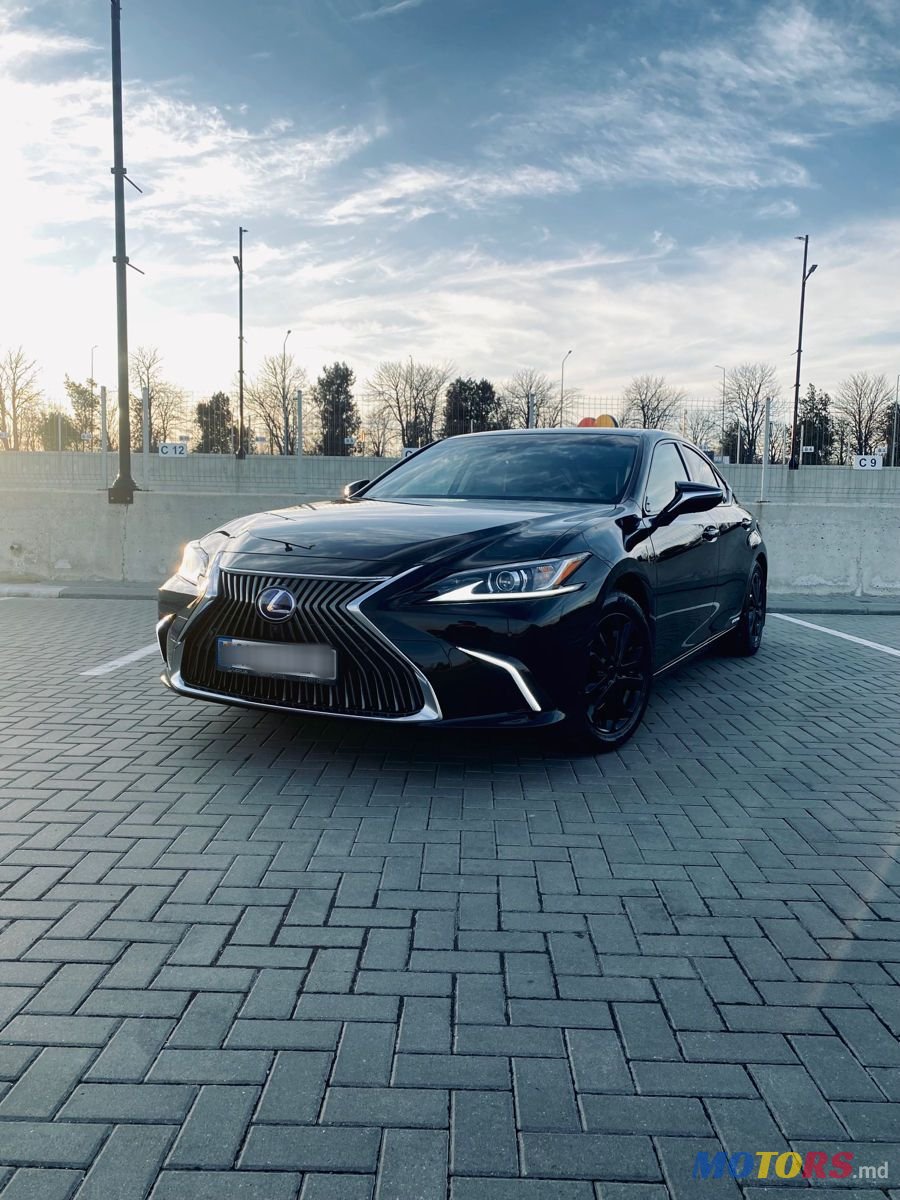 2021' Lexus Es Series photo #1